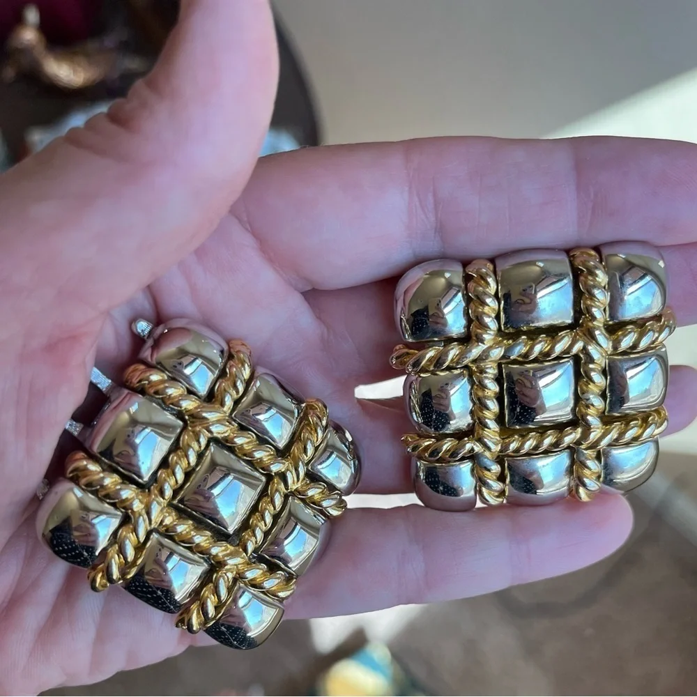 VTG Paquette Gold and Silver Tone Tic Tac Toe Square Interlocking Belt Buckle OS